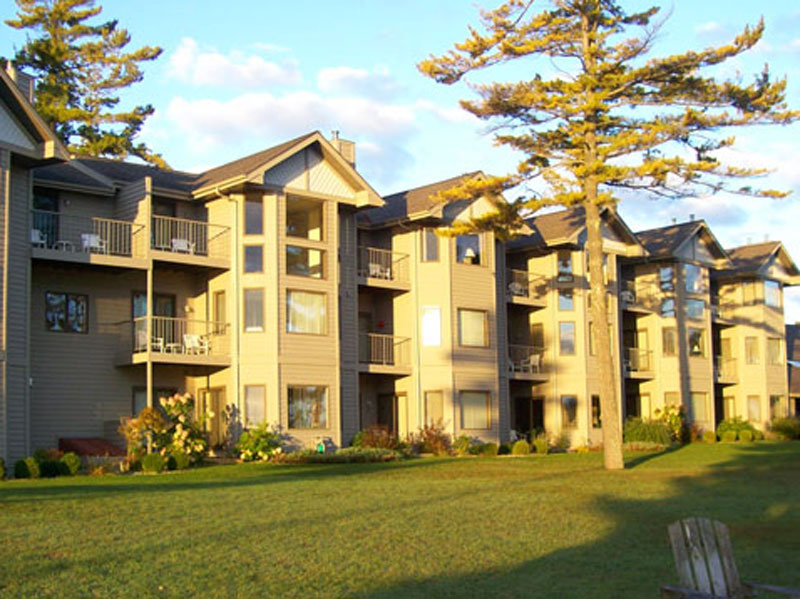 Glidden Lodge Beach Resort Destination Sturgeon Bay