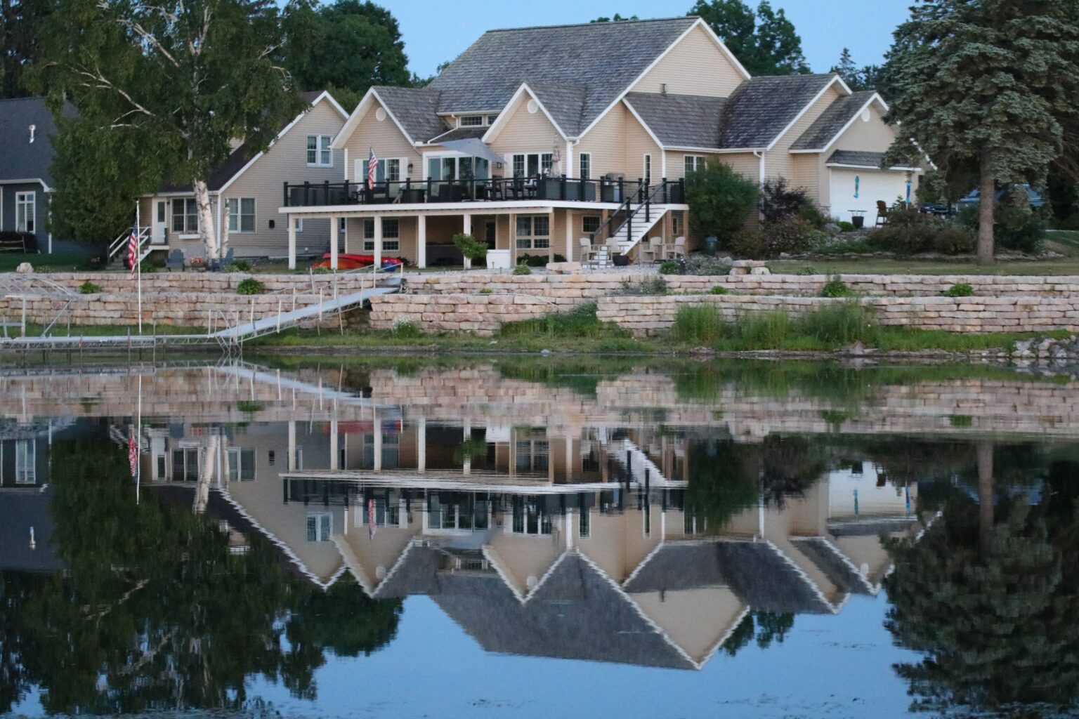 J R Vacation Rentals - Destination Sturgeon Bay